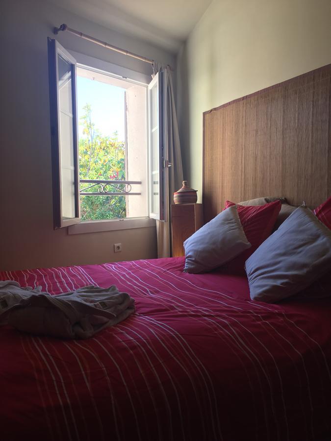 Esprit D'Ailleurs Bed & Breakfast Baillargues Exterior photo